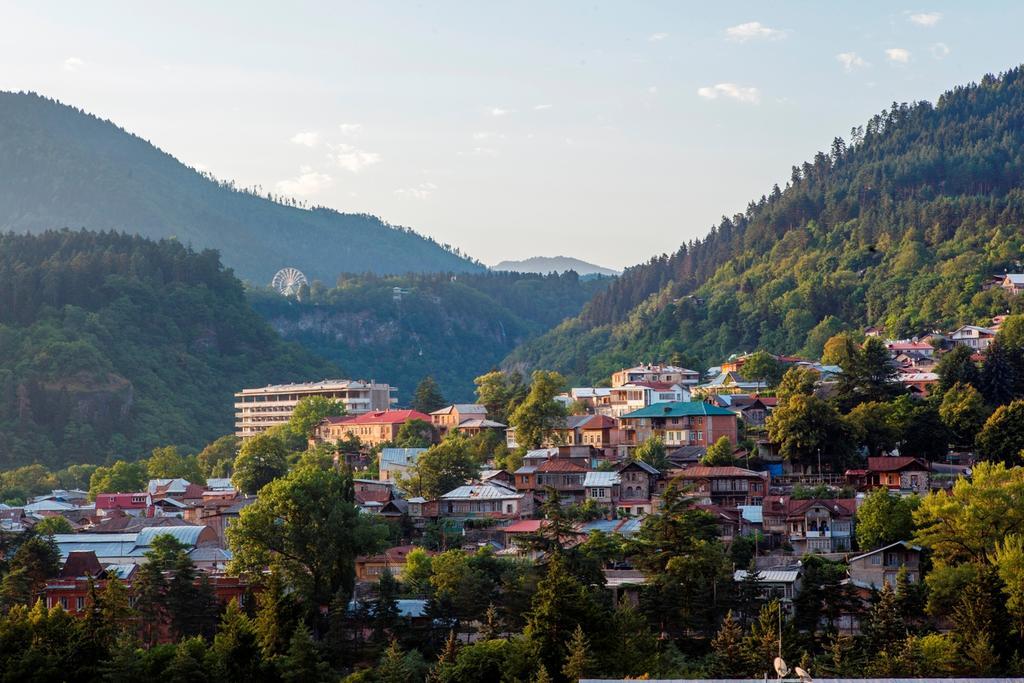 Hotel Victoria-Panorama Borjomi Exteriör bild